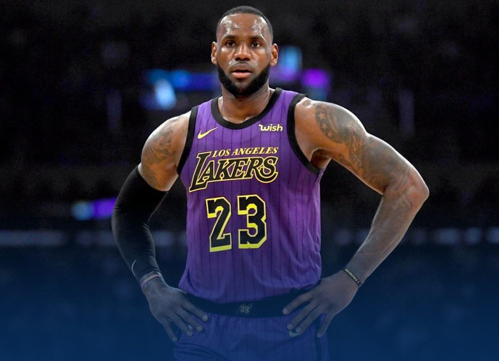 LBJ becomes no#3 on all-time scoring list